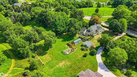 1008 N B Street Fairfield IA 52556
