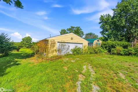 1008 N B Street Fairfield IA 52556