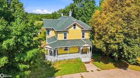 1008 N B Street Fairfield IA 52556
