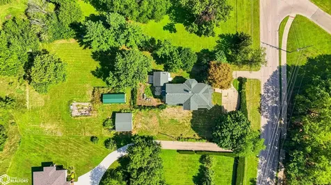 1008 N B Street Fairfield IA 52556