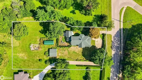 1008 N B Street Fairfield IA 52556