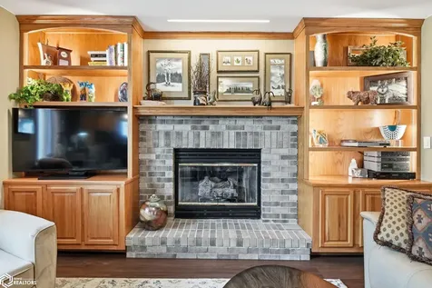2202 16th Avenue N Clear Lake IA 50428