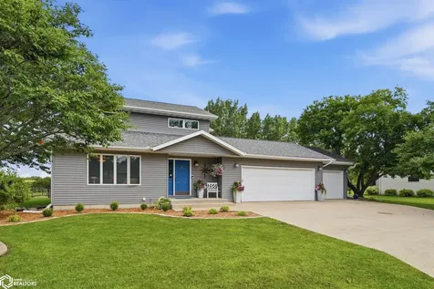 2202 16th Avenue N Clear Lake IA 50428