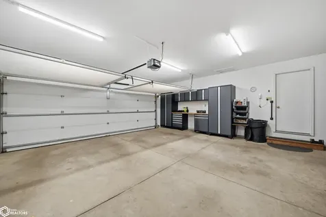 2202 16th Avenue N Clear Lake IA 50428