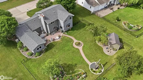 2202 16th Avenue N Clear Lake IA 50428