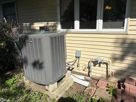 503 S Akir Street Latimer IA 50452