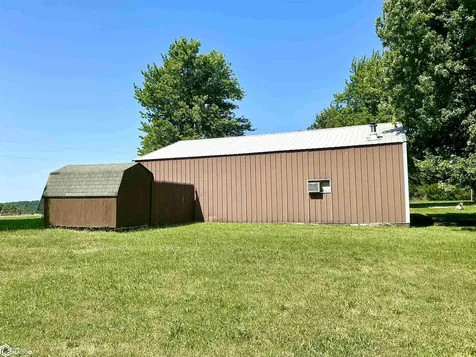 6947 205th Trail Albia IA 52531