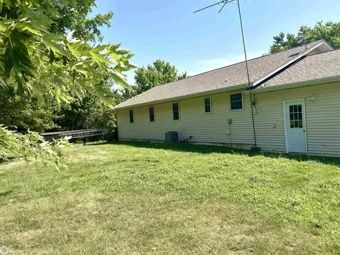 6947 205th Trail Albia IA 52531