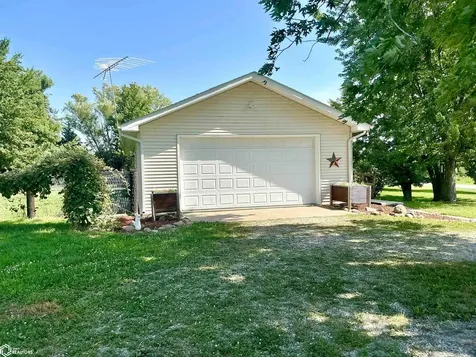 6947 205th Trail Albia IA 52531