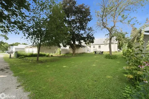 923 N Tyler Avenue Mason City IA 50401