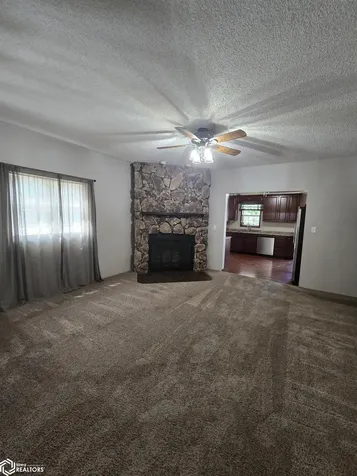 437 N 10th Street Oskaloosa IA 52577-1767
