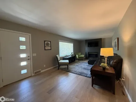 1604 S Leebrick Street Burlington IA 52601
