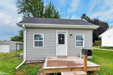 1312 W Church Street Marshalltown IA 50158