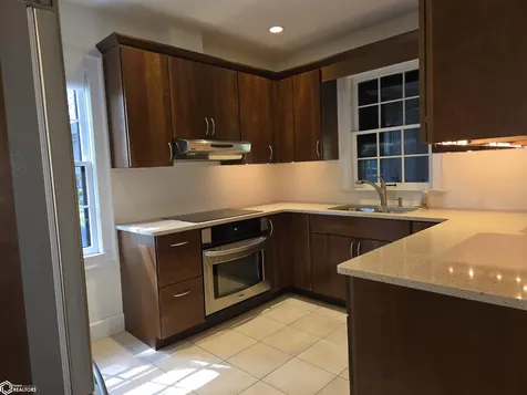 76 N Crescent Drive Mason City IA 50401