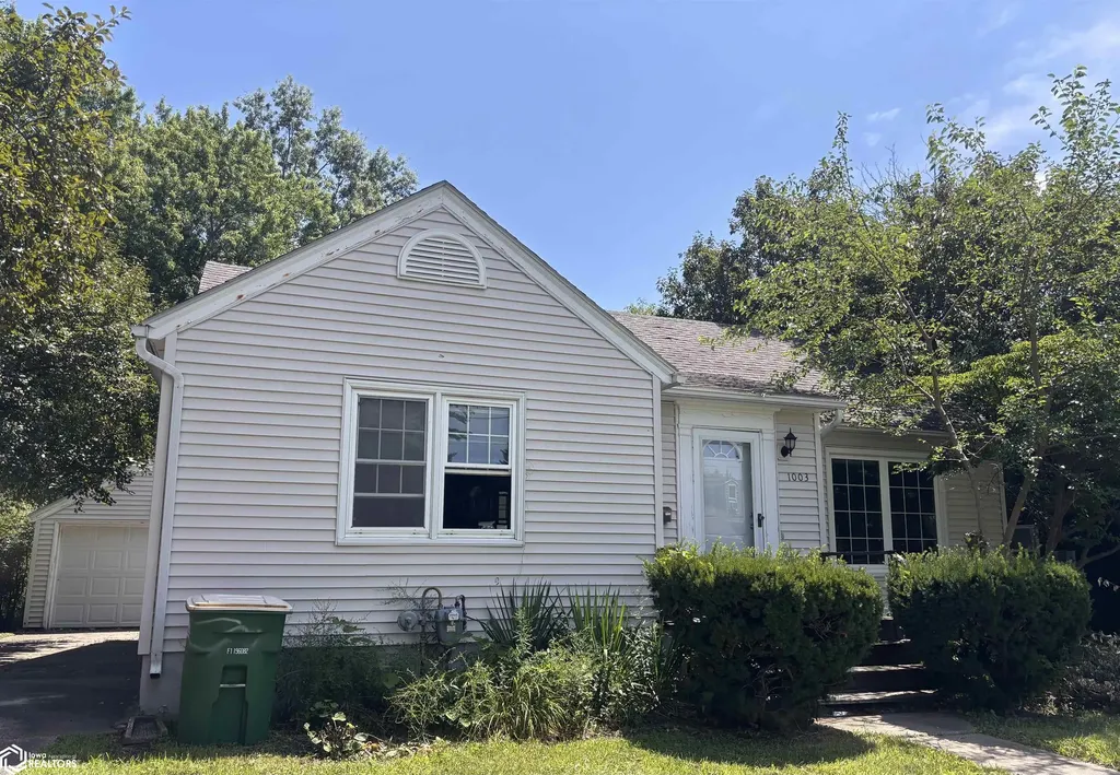 1003 S 4th Street Fairfield IA 52556