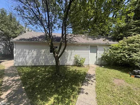 1003 S 4th Street Fairfield IA 52556