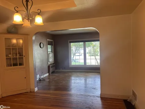 1003 S 4th Street Fairfield IA 52556