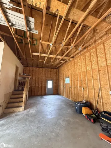 609 1st Avenue SE Clarion IA 50525