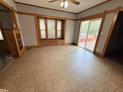 609 1st Avenue SE Clarion IA 50525