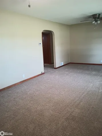 2217 Washington Iowa Falls IA 50126
