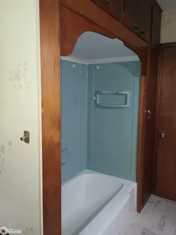 2217 Washington Iowa Falls IA 50126