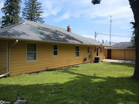 2217 Washington Iowa Falls IA 50126