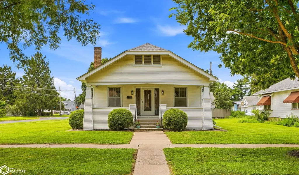 1621 S 15th Street Burlington IA 52601