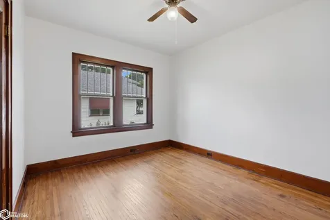 1621 S 15th Street Burlington IA 52601