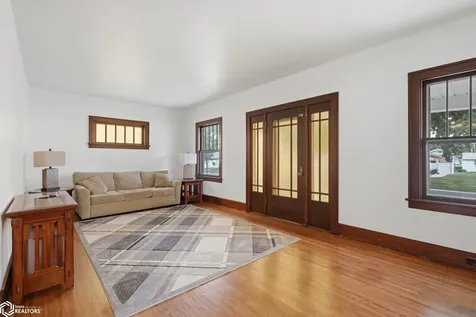 1621 S 15th Street Burlington IA 52601