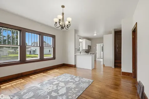 1621 S 15th Street Burlington IA 52601