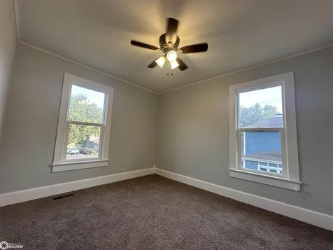 103 S Clark Street Winfield IA 52659