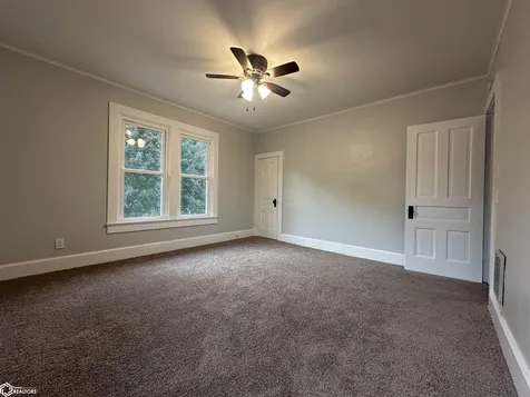 103 S Clark Street Winfield IA 52659
