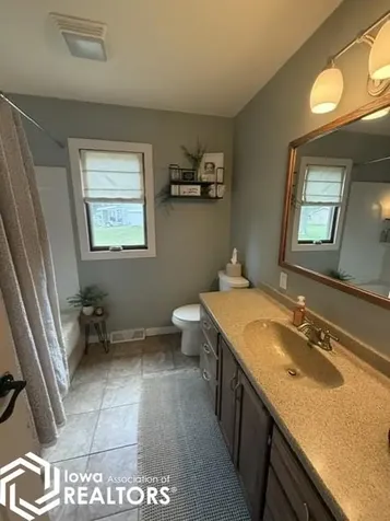1318 N Johnson Street Algona IA 50511