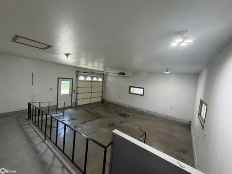 826 Main Avenue N Britt IA 50423