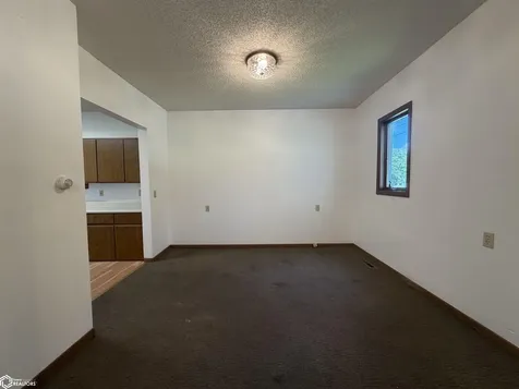 826 Main Avenue N Britt IA 50423