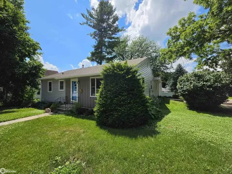 536 S 6th Street Forest City IA 50436