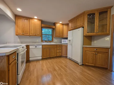 536 S 6th Street Forest City IA 50436