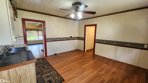2308 Yates Avenue Marshalltown IA 50158