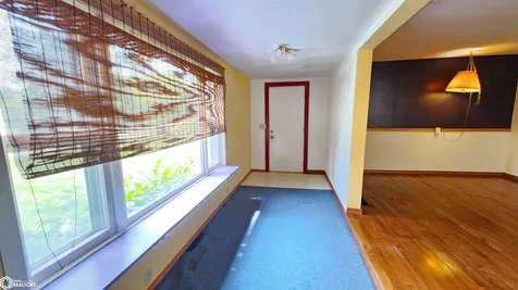 2308 Yates Avenue Marshalltown IA 50158