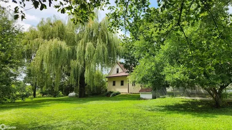 2308 Yates Avenue Marshalltown IA 50158
