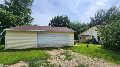 2308 Yates Avenue Marshalltown IA 50158