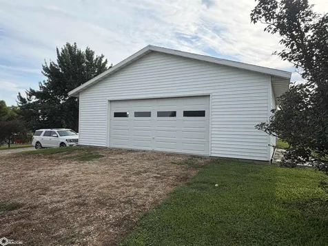 1876 Monroe Avenue Tipton IA 52772