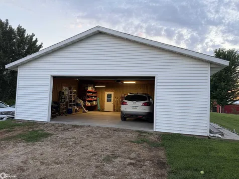 1876 Monroe Avenue Tipton IA 52772