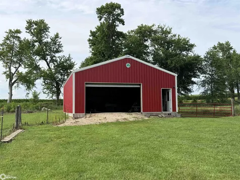 1876 Monroe Avenue Tipton IA 52772