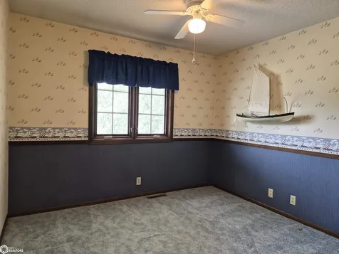 235 Terrace Drive Oskaloosa IA 52577