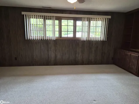 235 Terrace Drive Oskaloosa IA 52577