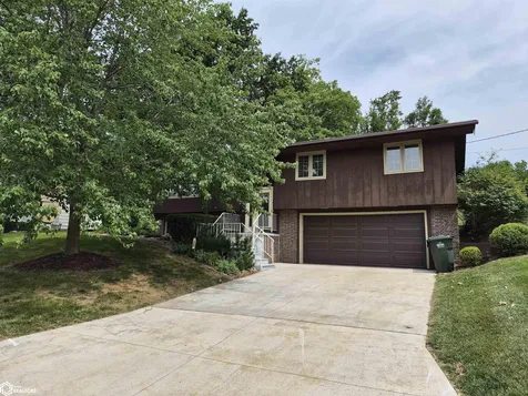 235 Terrace Drive Oskaloosa IA 52577