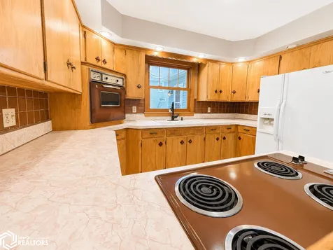 208 S Lake Street Lake Mills IA 50450