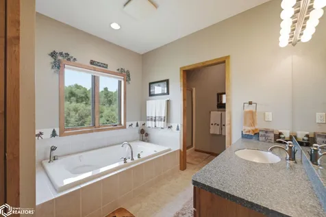 14728 Ulmus Nora Springs IA 50458