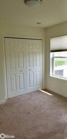 2140 Diamond Lane Fairfield IA 52556